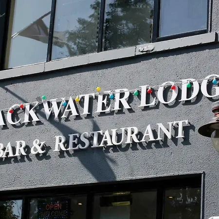 Blackwater Lodge Hotell