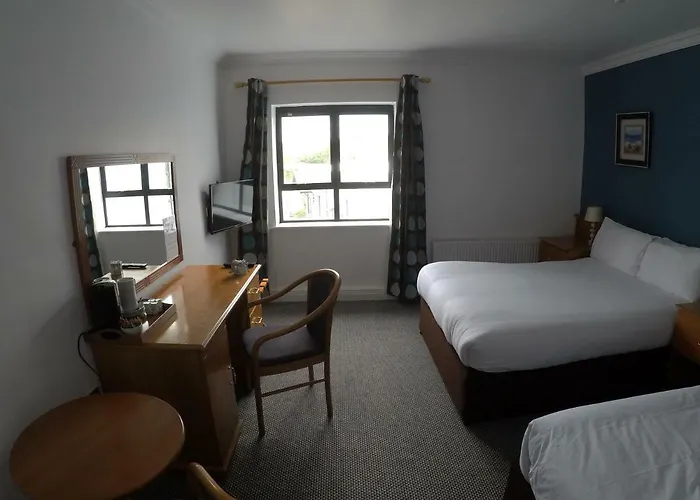 酒店 Blackwater Lodge