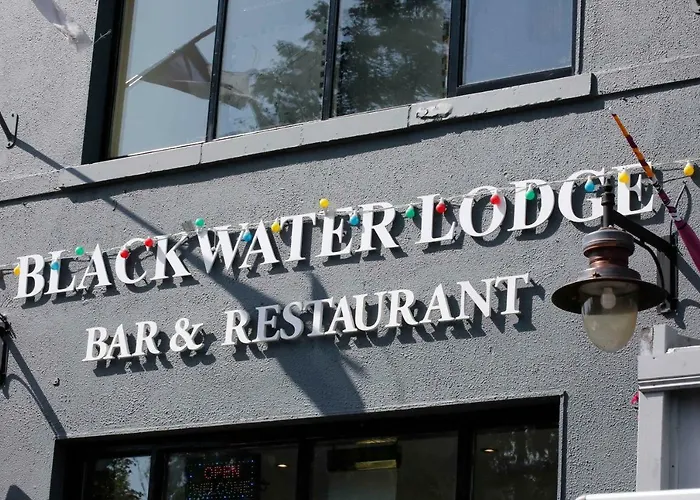 Blackwater Lodge Hotel