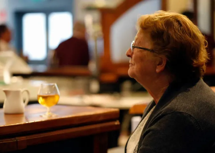 酒店 Blackwater Lodge 2*